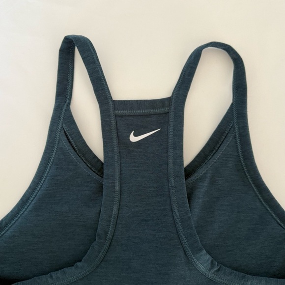 Nike Women’s Dri-FIT Swoosh Padded Medium Support Sports Bra Heathered Gray/Blue - Picture 7 of 11